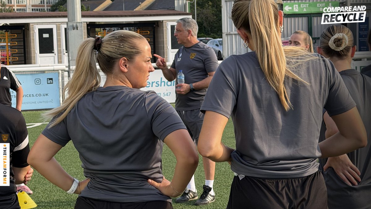 MUFCWomen's tweet photo. 💪 Working hard. https://t.co/rwN1k3GSYb