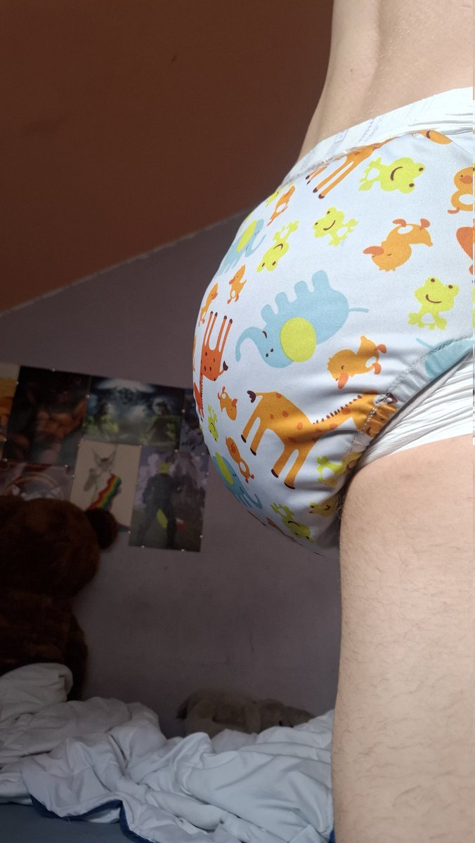 AbdlForest's tweet photo. Extra soggy diaper UwU
#abdl #abdlboy #diaper #diaperboy #diap #diapboy #dl #dlboy #wetdiaper #soggy https://t.co/eH24gslaLL