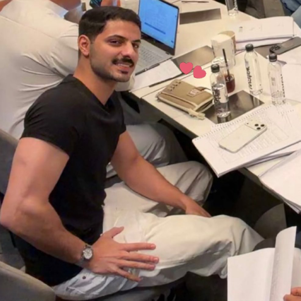 vcixil's tweet photo. عمرري المجتهدين يجيبون مقلمات معاهم☹️😫 https://t.co/71SqCaztY7