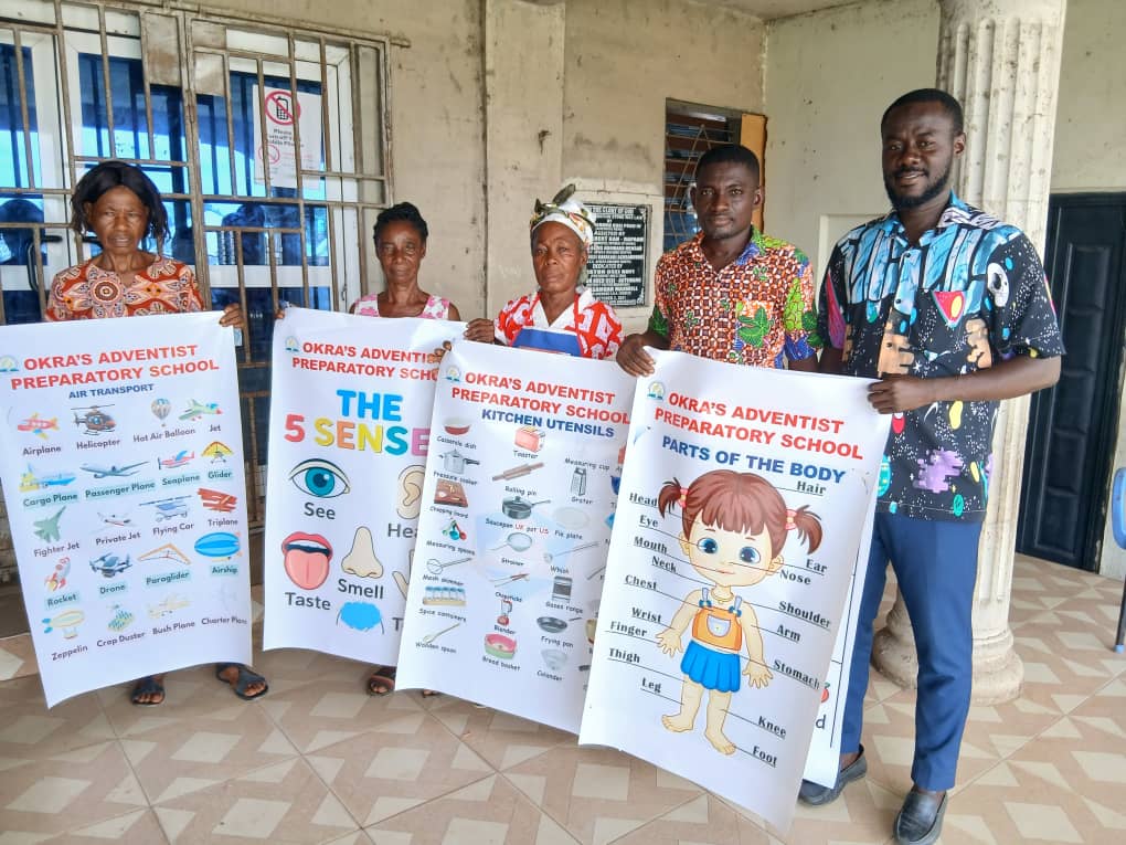 ErnestAcme's tweet photo. My team and I ,as part of our commitment to supporting education as a shared goal,donated some learning resources to the management of OKRA'S ADVENTIST PREPARATORY SCHOOL.
With this small donation, we strengthen the partnership with the school.
#TEAMWORK 
#ACME4ALL🙏🙌 https://t.co/FHQTjEjXpp