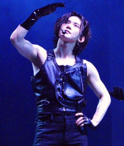 yeos_luv's tweet photo. the only man ever actually
#YeosangDeservesBetter https://t.co/Yvj4JW8CGT