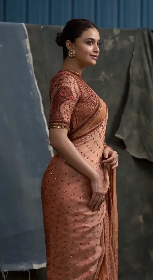 Actress_GOAT's tweet photo. 🍑Thilagam https://t.co/3BidulZMqL