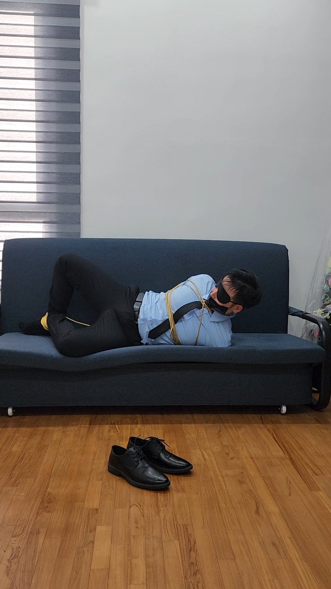 suitandtiegag's tweet photo. Bound and gagged me up https://t.co/9l3YeAPsUU