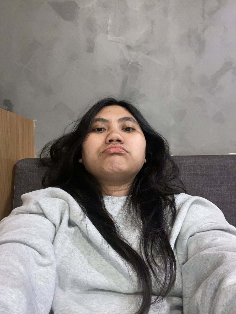 idbedeadnow's tweet photo. pagod na me sa welcome home😭 https://t.co/zyzZcxYoqa