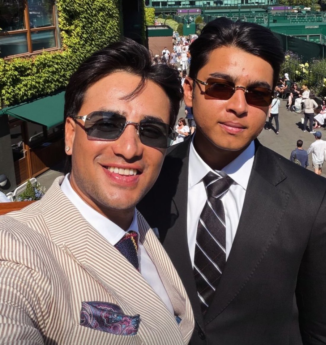 harsh_ggn's tweet photo. Yuvraj Singh spotted with Abhishek Sharma and Vaibhav "Baby Boss" Sooryavanshi. 
Hit like if you like Vaibhav-Abhishek opening pair for India. 

Retweet if you want Yuraj to be Indian coach. 
@YUVSTRONG12 

#SaveAshram
#GodMorningSunday
#GoGreen_UP
#RiyazWonHearts
#NagabandhamInCinemas
#नन्दी_पुनर्जन्मोत्सव_2026
#मुन्नी_से_ज्यादा_बदनाम_सपा
#BPCLSBICardOctane
#GauRaksha
#Argentina
#GoGreen_UP
Lindsey Graham
सौरभ जो��ी
पर्यावरण संरक्षण
Radhika
#United_we_boycottBELIFT
#EN_isHOME
Sinner
Shilpa
Brendon McCullum
Bazball
बंटी यादव
Kuwait
स्टेशन मास्टर
England's Test
Tammy Beaumont
Andy Flower
सोनम वांगचुक
Lords
CapCut 
#Wimbledon
#UFC329
#NORENG
#ENGNOR
#LordsTest
#Cricket
#Football
#Tuchel
#Norway
#Sinner
Ann Widdecombe
Peter Tatchell
Adam Boulton
Spence
Tammy Beaumont
Brendon McCullum
Bazball
Lords
England
Jannik Sinner
#NORENG
#ENGNOR
#Football
#WorldCup2026
#FIFAWorldCup
#ThreeLions
#Lionesses (for women's football)
#England
#Goal
#Matchday
@JayShah @GautamGambhir
@sachin_rt @vikrantgupta73 @Vimalwa @cricketaakash @CricketNDTV @BCCI @AjayJadeja171 #vaibhav #sooryavanshi #samastipur #samson
@OfficialAbhi04 | #AbhishekSharma
#Bihar #Samastipur
#Patna