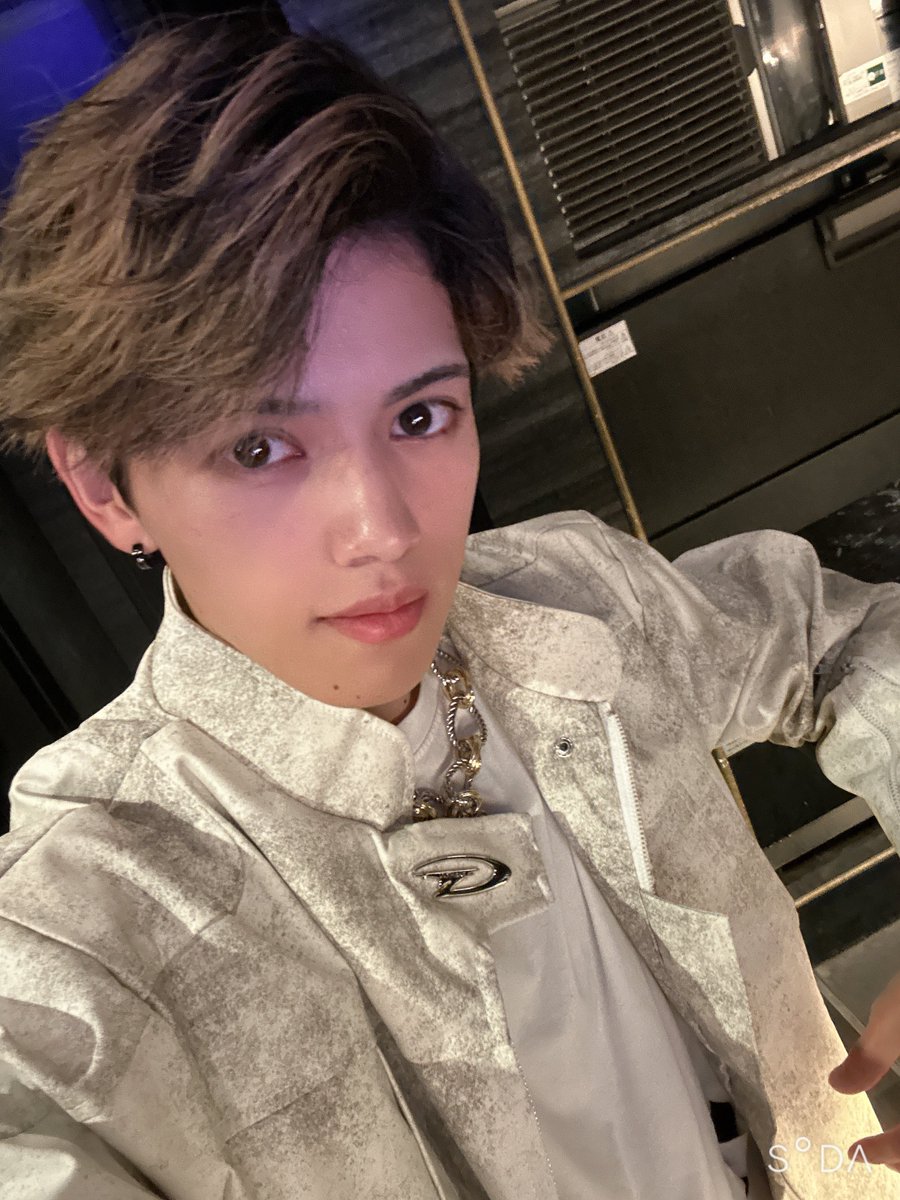Nagare_Kasa's tweet photo. VΛNTHMプレデビューLIVEありがとうございました！！
初めてのグループステージ、不安もありましたが全力を客席に届けました！
本デビューに向けてもっと魅力的なグループになっていくので今後ともよろしくお願いします💪 https://t.co/eR580mZXpW