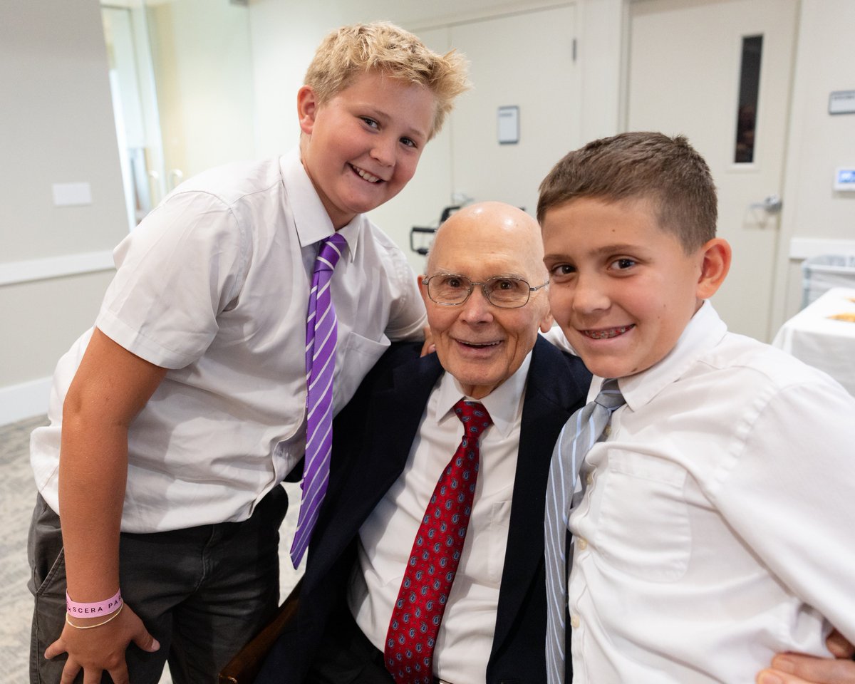 Dallin H. Oaks tweet media
