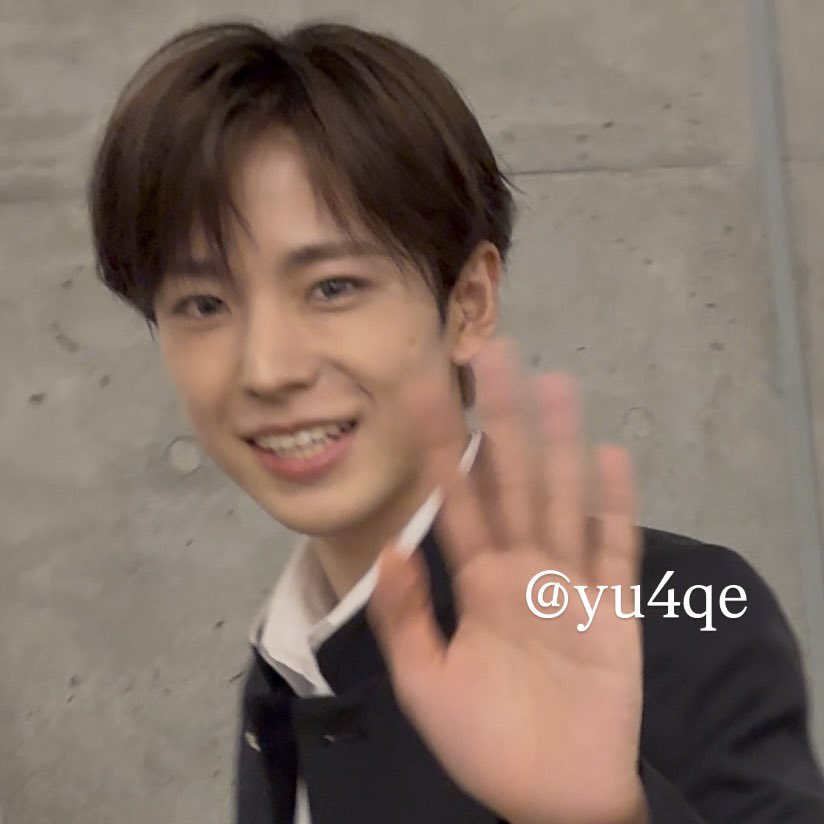 yu4qe's tweet photo. 260712 パパラッチ会 第2部
ユウシくんありがとう😭📸

#NCTWISH #엔시티위시 #ユウシ #유우시 https://t.co/yZOwRylvBJ