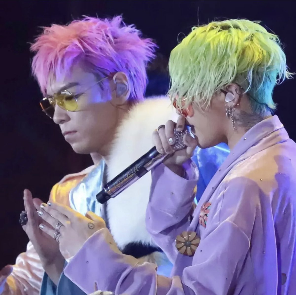 topper_10's tweet photo. 🔝ペン/🚺/10/BIGBANG箱推し/新規VIP🔰/topsx/東京
タグ初めてです！20周年を機にたくさんVIPさんと繋がりたいです💦
#BIGBANG好きと繋がりたい
#BIGBANG
#VIP https://t.co/UJ0Se9Tomj