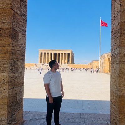 hsnsrigl's tweet photo. #YeniProfilResmi https://t.co/D3EcWz54Hb