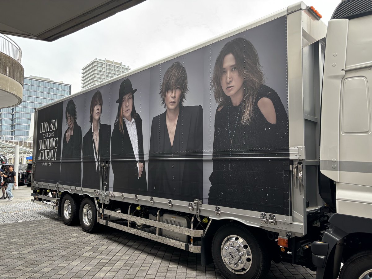 femino7's tweet photo. LUNA SEA🖤パシフィコ横浜 https://t.co/gQX45K8XYw