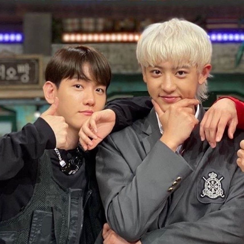 kamonica4's tweet photo. ก็พอดีไหล่มาตลอดอะนะ เอะอะซบเอะอะพิง ก็ไหล่พี่เมะเขาน่าซบอะเนาะ แม่เข้าใจแบคฮยอนทุกอย่างนะคะรู้กกก 🍒🍓🤏🏻🤭 https://t.co/wcs7zJS8Xv
