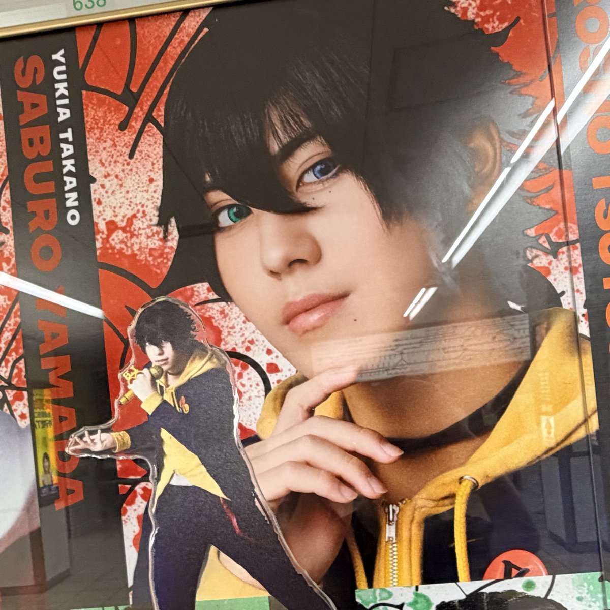 butakomasan's tweet photo. 角度気を付けないと顔や頭色んな所からビーム出ちゃうし、真っ正面から挑むとキモオタBBA(自分)が写り込むしなかなかハードだった💦 https://t.co/0lT5vxe68S