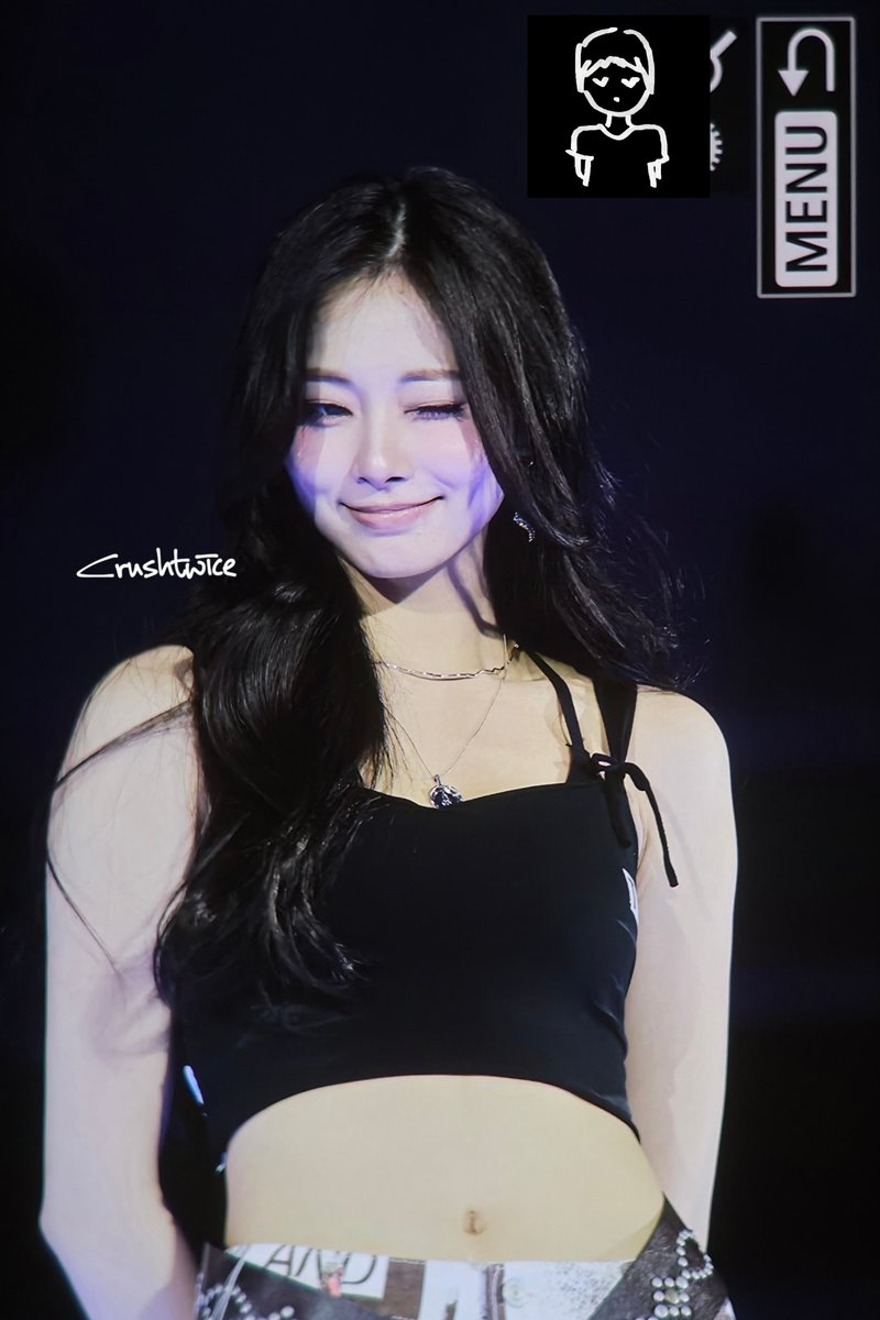 crushtwice's tweet photo. 260712 PRE
이번 투어 수고 많았소!!! 💙🧡
#쯔위 #트와이스 #TZUYU #TWICE #쯔버블
#THISISFOR https://t.co/ECA9EilWP0