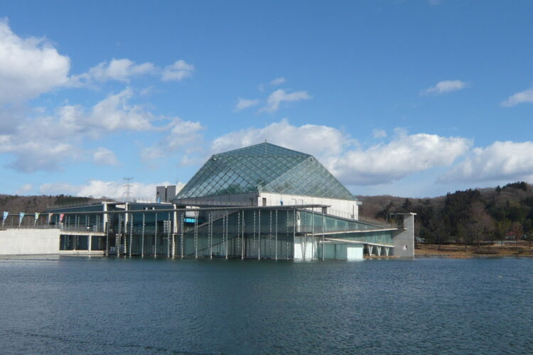 K9Pto's tweet photo. 那須の水族館みたいなところ行った。魚は川魚中心/蓮の花🪷咲いてて綺麗/建築様式の美だった。(画像引用🫡)
見れなかったけど温大8勝目ദ്ദി ՞• ·̫ •՞ ꒱ https://t.co/SbOaphUIxj