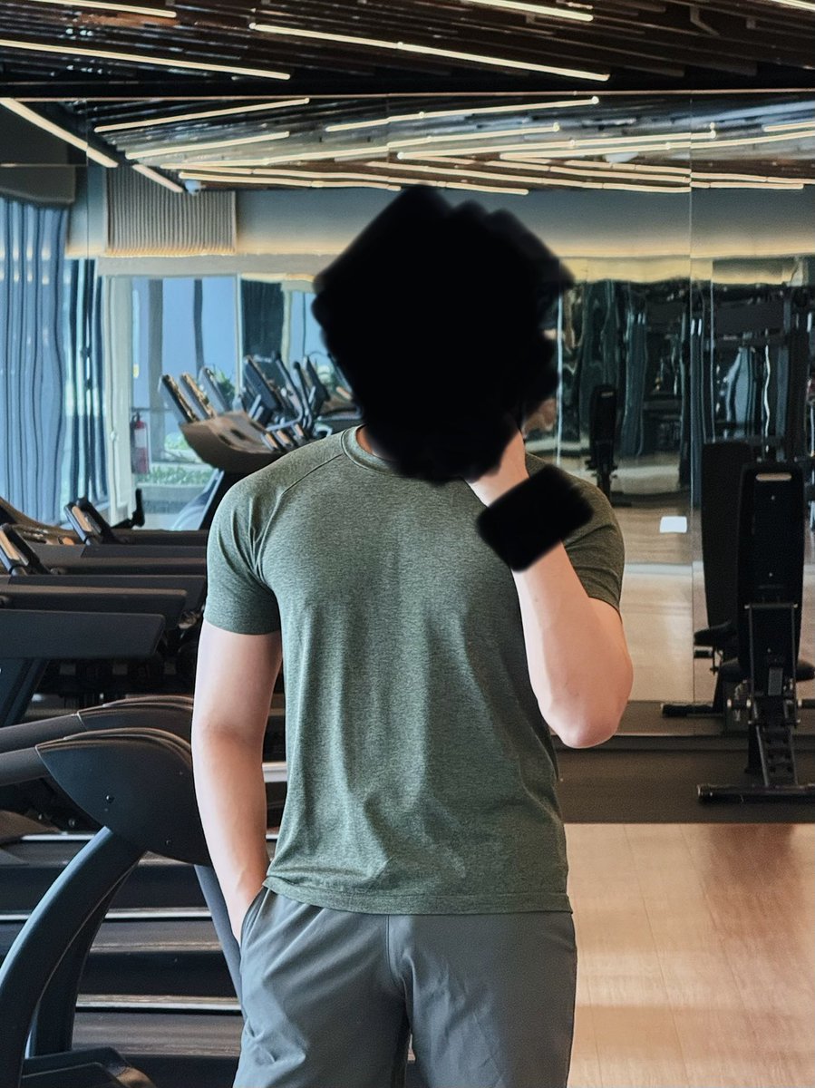 sekepingtinggi's tweet photo. Gym just now after one week off because of work and not being well (mostly sebab aku penat sangat balik kerja je tido) https://t.co/MvxvdXRJKZ
