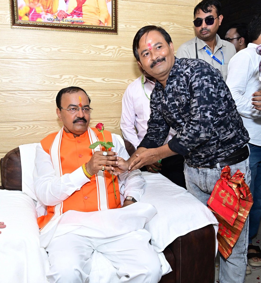 kpmaurya1's tweet photo. जनपद झांसी में पूर्व भाजपा जिलाध्यक्ष श्री संजीव श्रृंगीऋषि जी के कार्यालय पर पहुंचकर स्थानीय कार्यकर्ताओं से स्नेहिल भेंट की। https://t.co/9hqmNguD2V