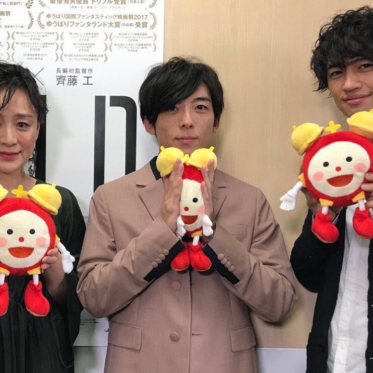 mint_room302's tweet photo. ナラチャンの持ち方完全にこれで草

#몬트 https://t.co/V33QCZWKqQ
