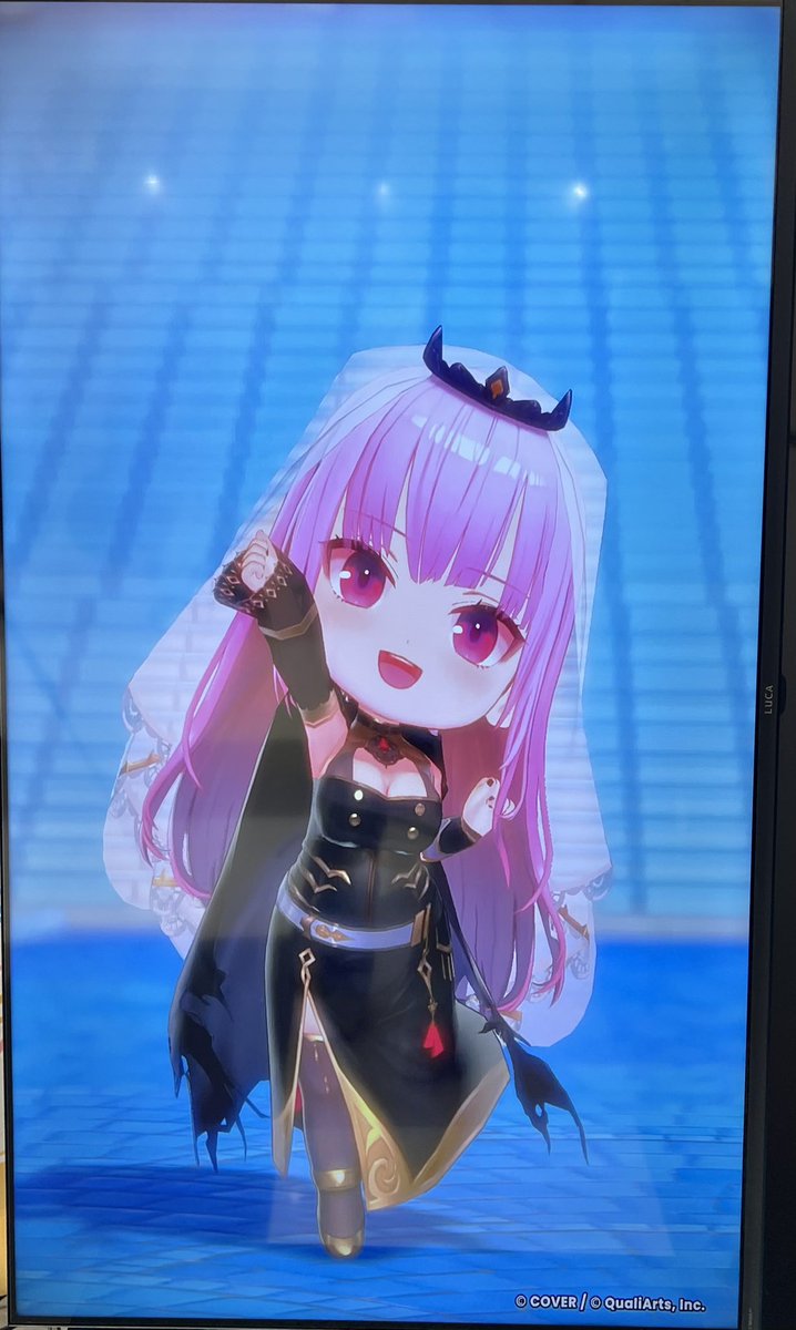 7Hmnw's tweet photo. ホロベース行ってカリちゃん撮ってきた📸 https://t.co/bf0Z6v5Kpv