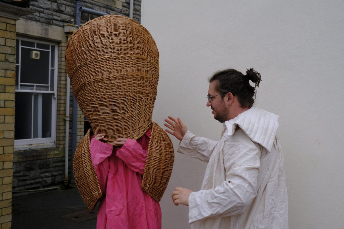 designboom's tweet photo. who says baskets have to be practical?

#lewisprosser twists traditional basketry into delightfully absurd sculptures where craft meets humor, performance, and play.

https://t.co/8V7Hi9oSEp
#art #craft #design https://t.co/bUrKYqDAp6