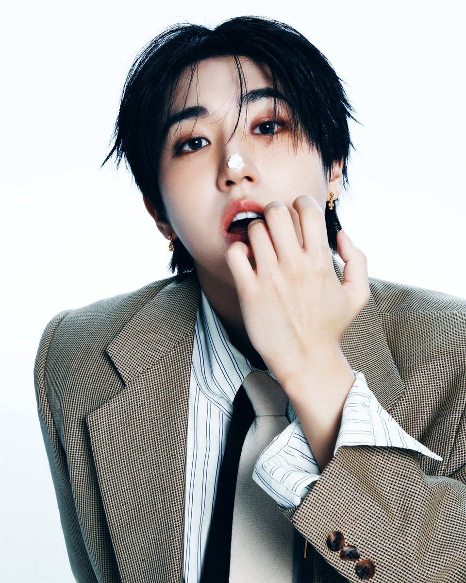 hansoftbot's tweet photo. 🧎🏻‍♀️🧎🏻‍♀️ https://t.co/2fqgrU39lL