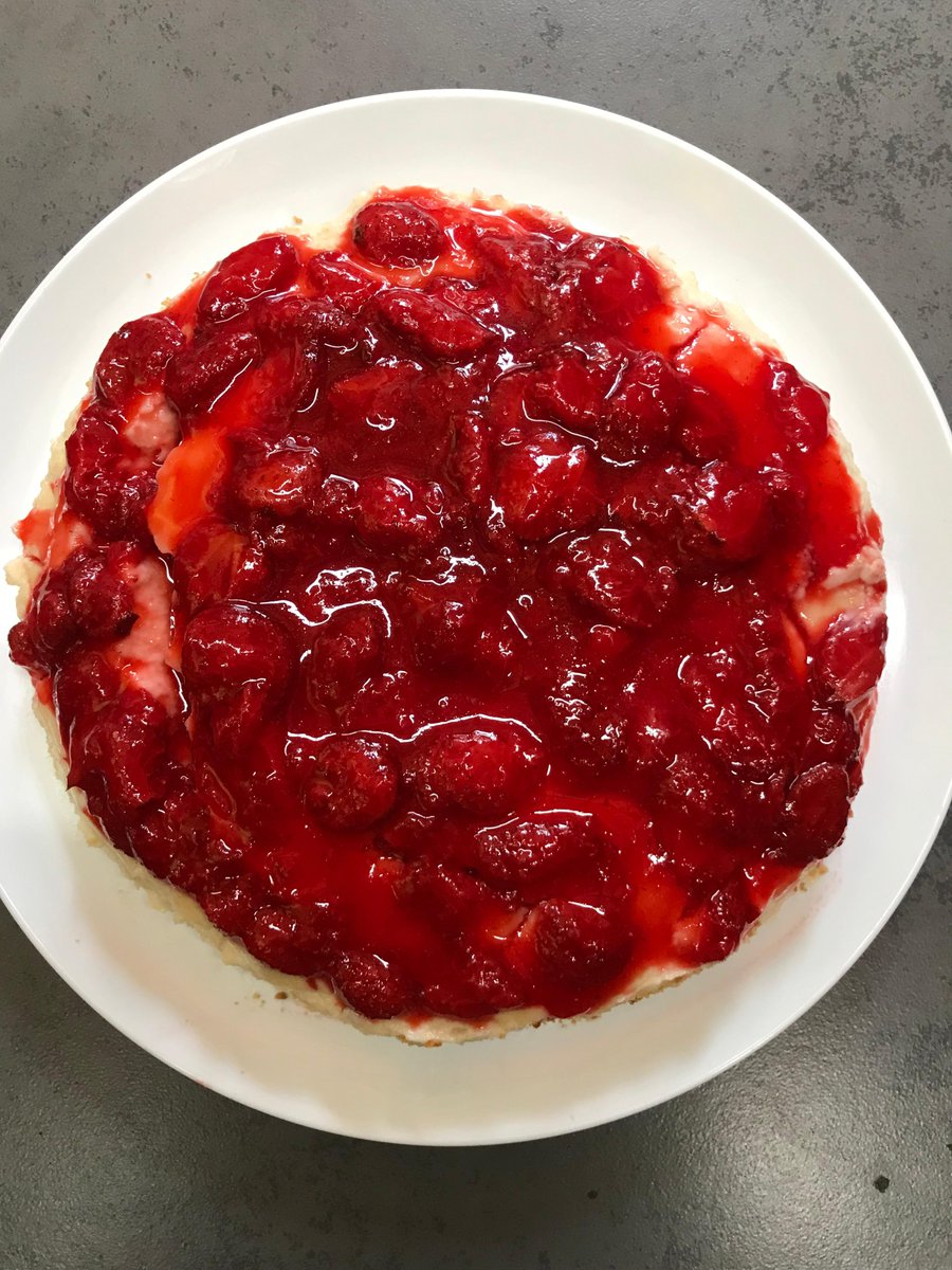 voidney's tweet photo. freebiesnya ini aja 🤭🤭 tobelii cakeey 🤭🤭 https://t.co/9sKU7ASuA5