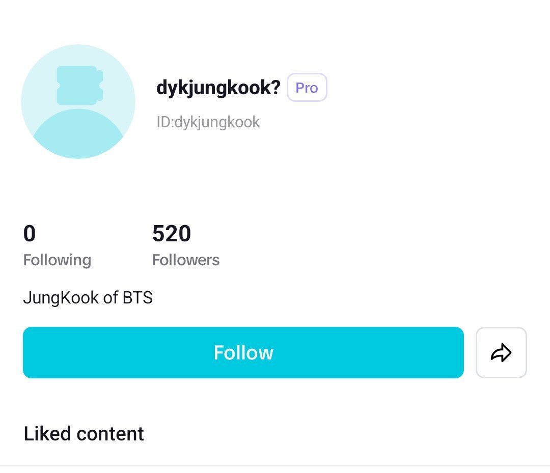 Jungkooknesia's tweet photo. Jungkook mengomentari reels terbarunya

🐰ah tunggu, capcut
🐰 ahh itu …
🐰 aku melewatkan itu

jungkook lupa hapus wm capcut di akhir videonya dan ada username capcutnya😭 https://t.co/JnOJvycWhC