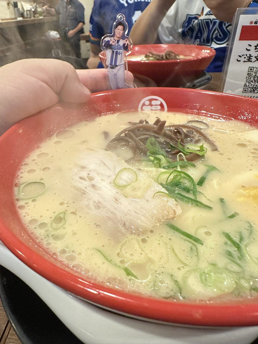 ma_baystar's tweet photo. 試合後遊んでくれてあざますやでー
来週の現地、頑張る💪 https://t.co/9fe1zoYM3h