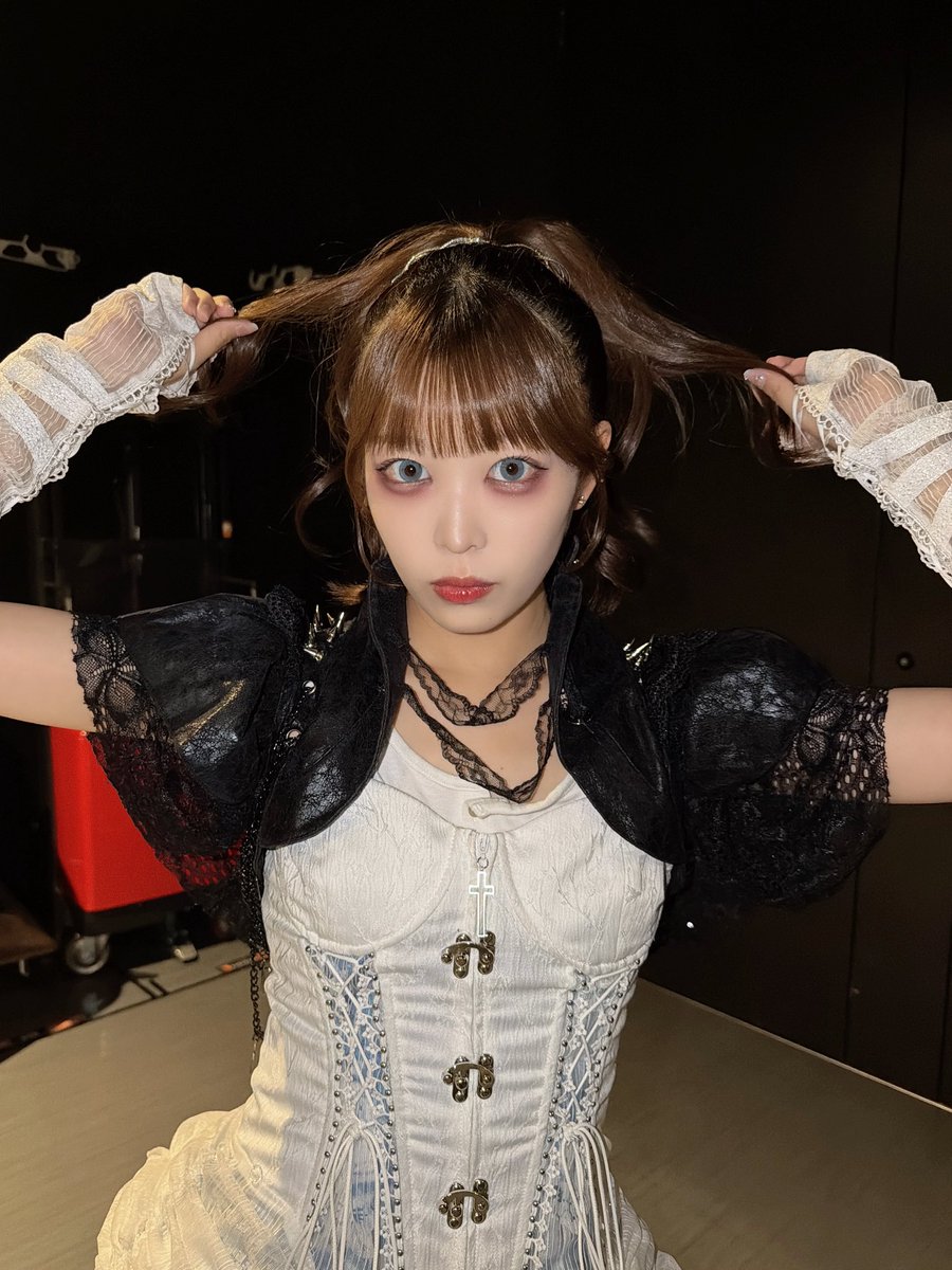 SITUASION_AYU's tweet photo. ポニテした！💎 https://t.co/zs3WrDhLsI