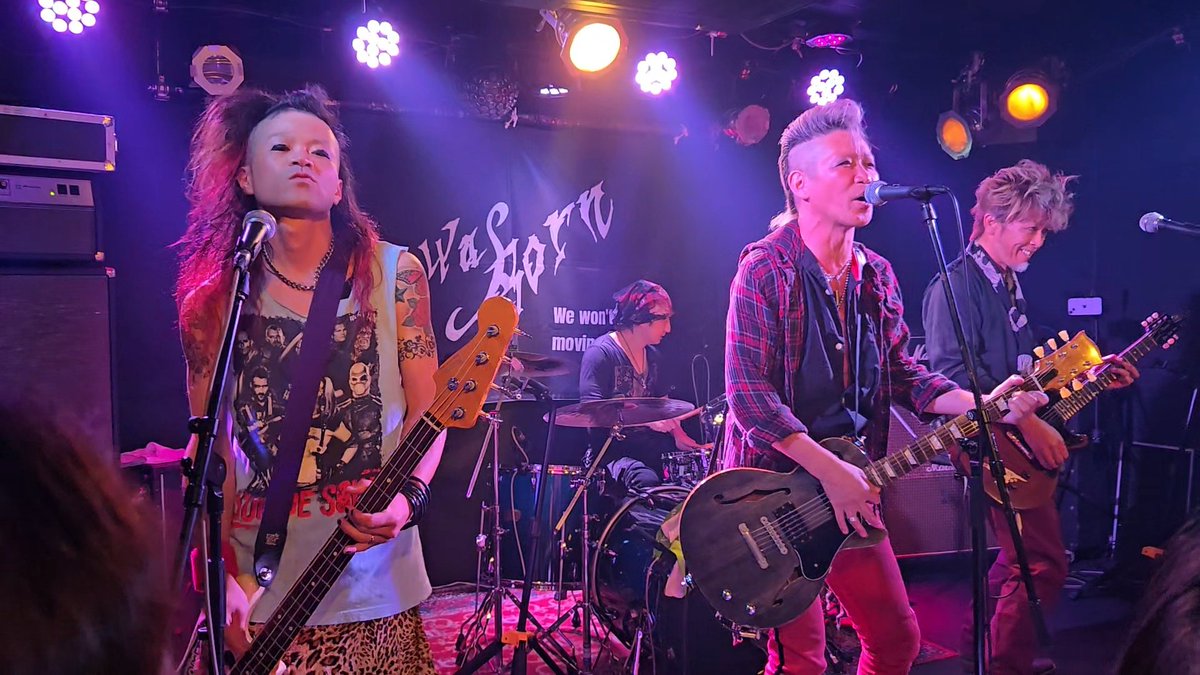 hiro1254923's tweet photo. ROTTEN EDGE

…was BORN
ナオチャイ
Go→STRAIGT
BILLYTHEKID

全部カッコよくて最初から最後まで激アツでした😆
楽しい時間をありがとうございました♪ https://t.co/dmamI1LmNh