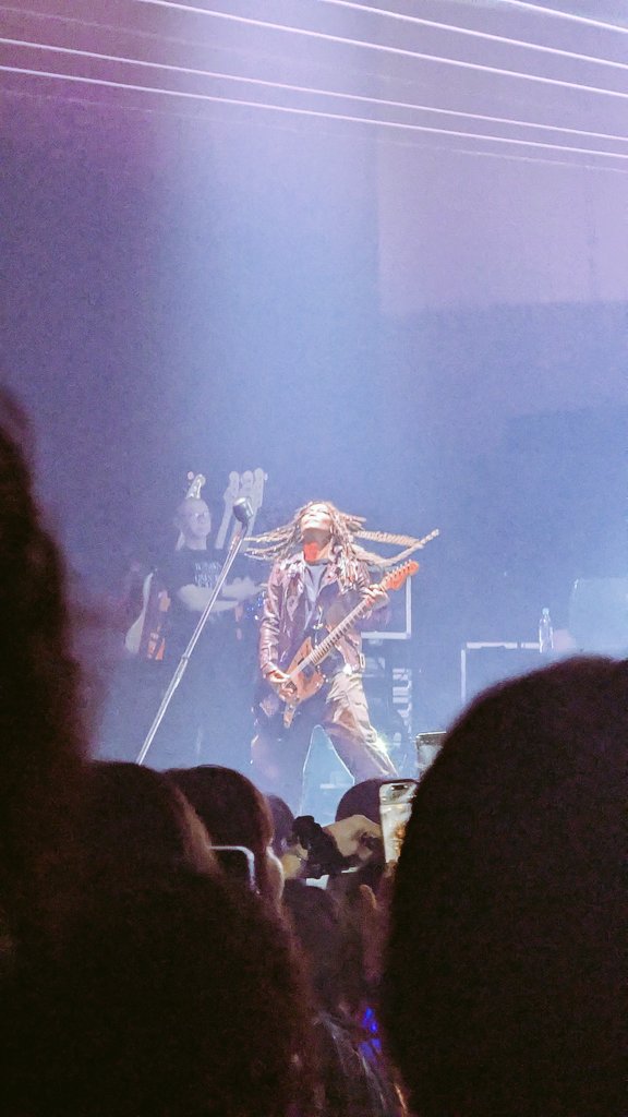 truth1019's tweet photo. #LUNAPIC #LUNASEA 
#UNENDINGJOURNEY #パシフィコ横浜 
#INORAN https://t.co/UbanN2Q5ib