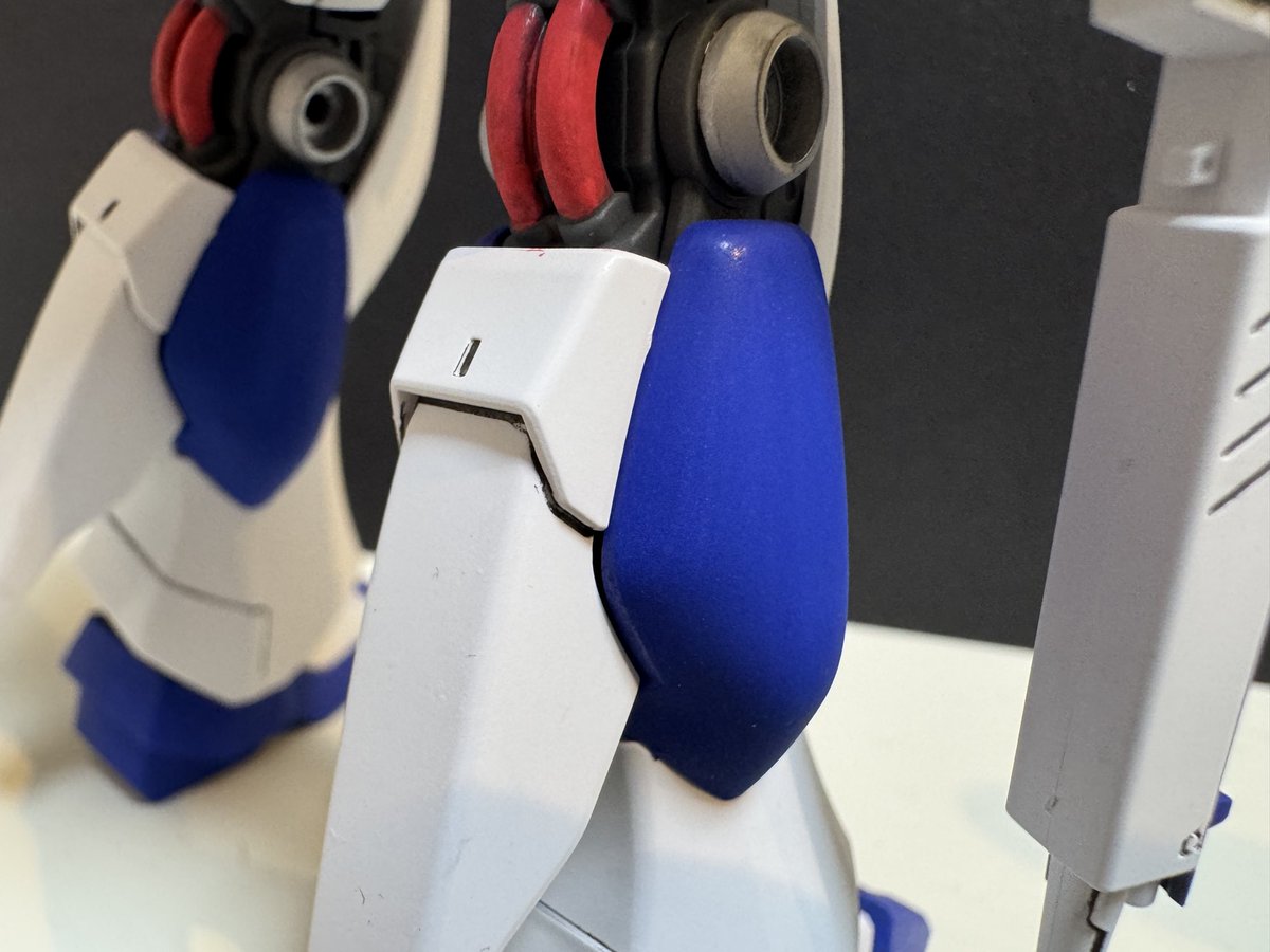 Matogunpla's tweet photo. Arrtxアクリルマーカーを使用後にプレミアムトップコート。
ここまでムラなく綺麗になるのでマジでオススメ！
https://t.co/ZJjIsjlBgF https://t.co/iTFqMYU3i5