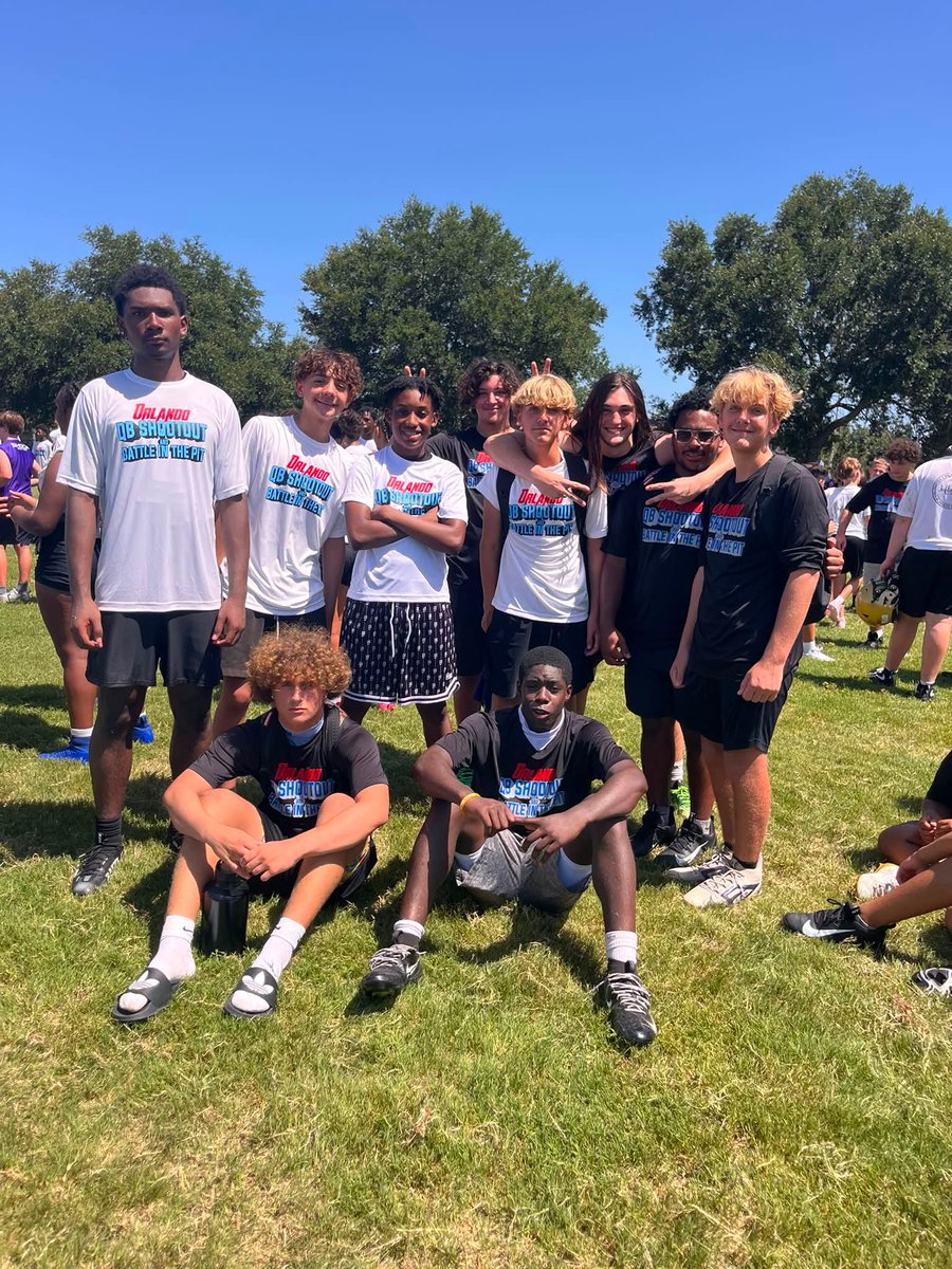 FloridianGod77's tweet photo. Had a great time competing at the Battle in the Pit yesterday! Thank you @Excelspeed12 for the opportunity to show out yesterday! @coachleggins @LMHS_HawksFTBL @trenchmenAC #battleinthepit #juniorsznloading #defense #defensiveend #linebacker https://t.co/slqjOjEO8A