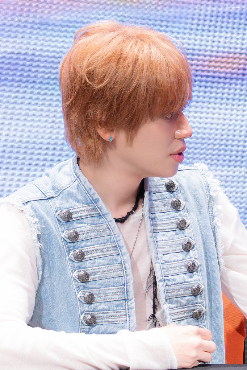 mmong940816's tweet photo. 260711 라이징스타 대면 #니엘 #NIEL 

굽냥이🐱 https://t.co/S5D8vuKuZ9