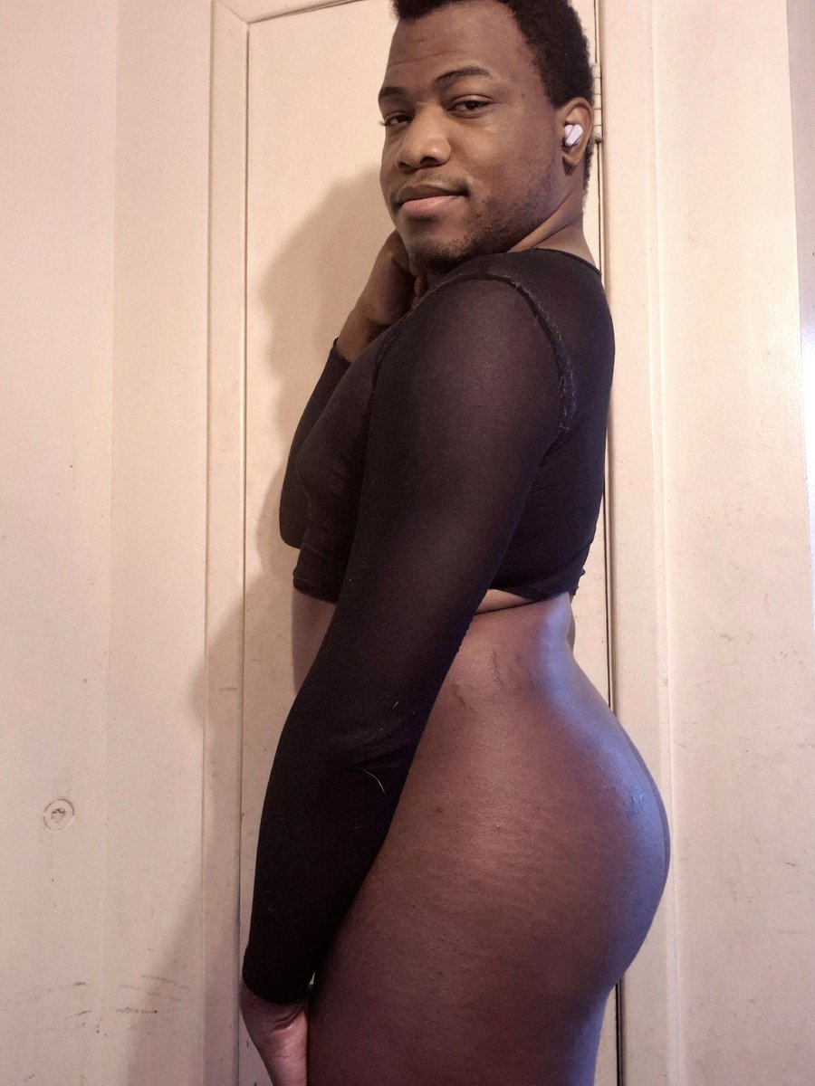 IAM_LANIDIAMOND's tweet photo. Good morning and happy Sunday 💋. https://t.co/I8Ge5ocyvB