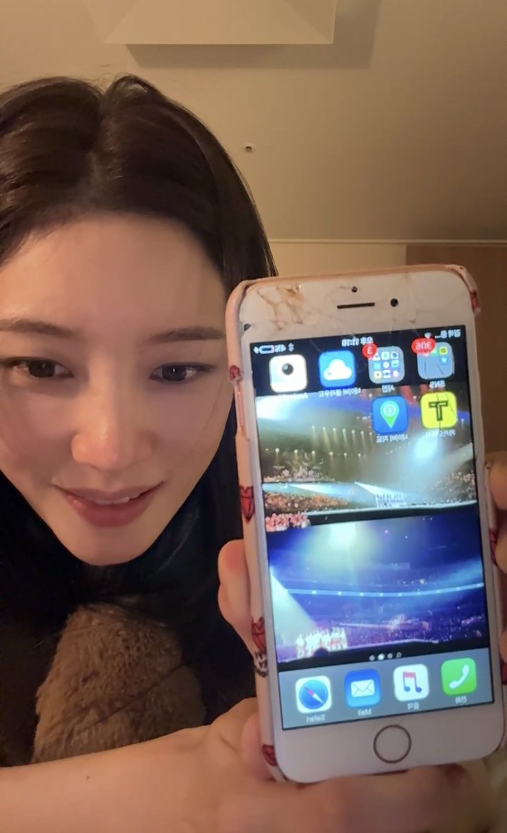 feliz_12's tweet photo. 잠금화면 다이아                       배경화면 아오아 https://t.co/vQ3BZrmrt9