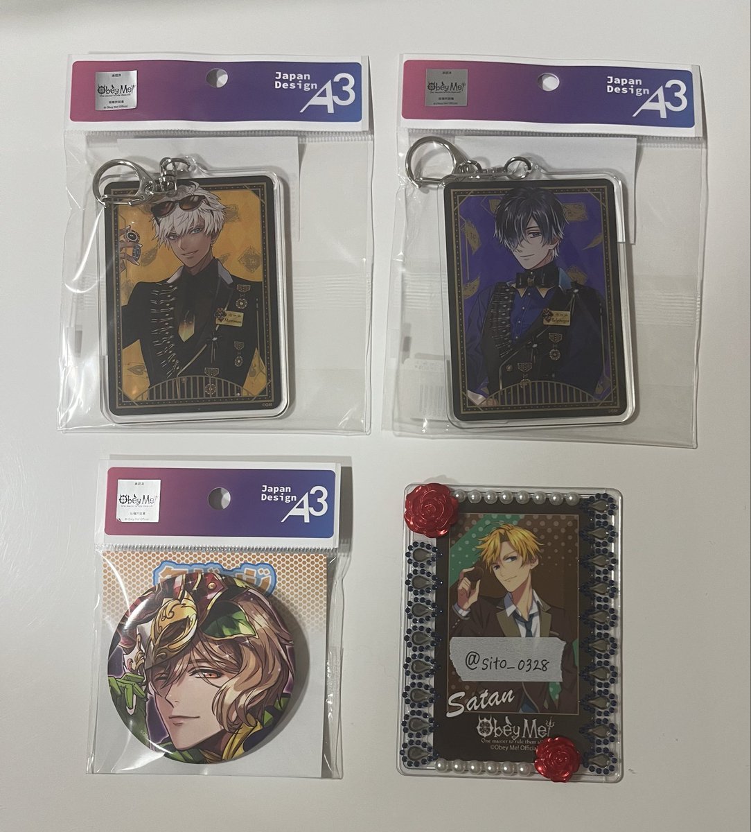 sito_0328's tweet photo. 【交換 譲渡】 ObeyMe obeymeおべいみー 特典ポスカ アクリルカード アクリルキーホルダー 缶バッジ

譲) 画像のもの

求) 同種サタン or 定価＋送料

よろしくお願いします🙇🏻‍♀️ https://t.co/PFOkUeqYxe