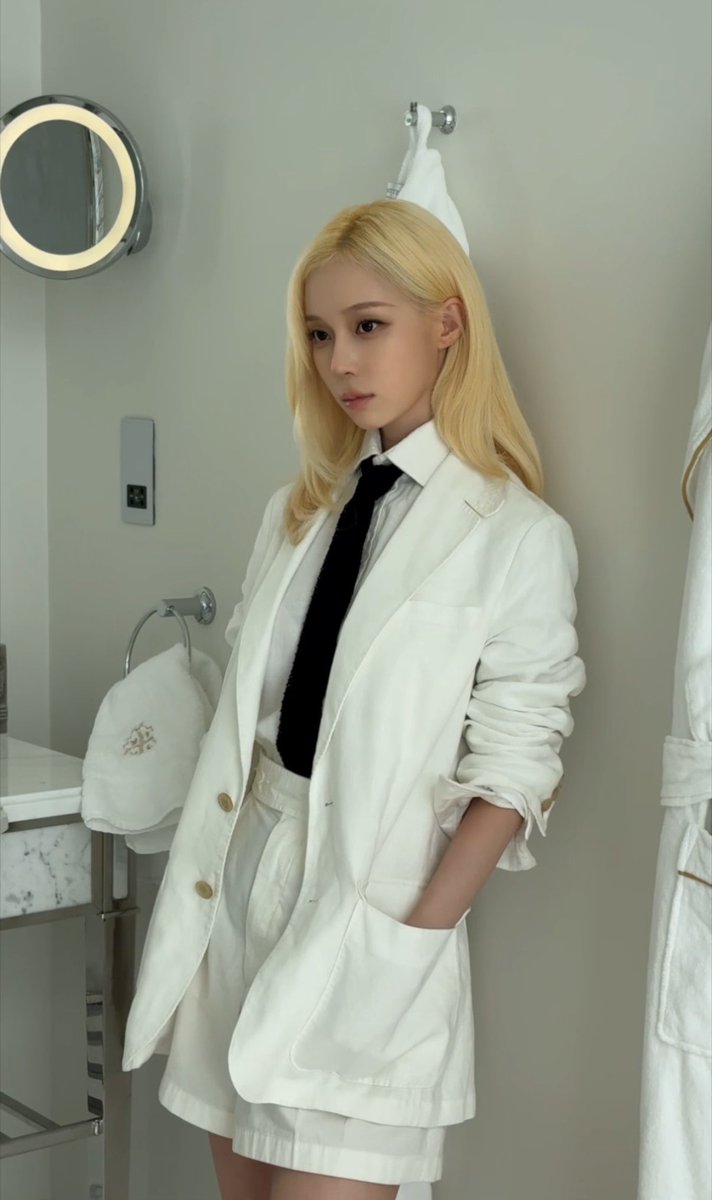 joyminjeong's tweet photo. So pretty in white 🤍  

WINTER AT WIMBLEDON 2026
#WINTERxWimbledon
#윈터_윔블던으로가자
@RalphLauren https://t.co/wkEeU2pzAs