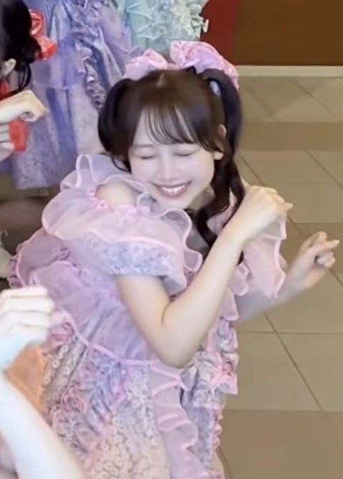 ⌄<⸝⸝՞)