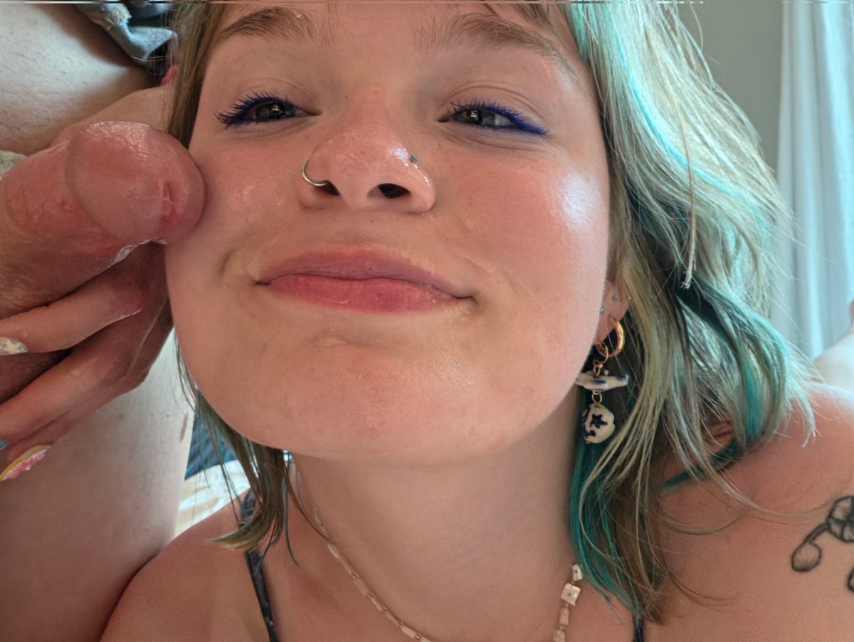 heavnlycritters's tweet photo. girl cum makes me smiiiile >_< !!!! https://t.co/1j1gFRboXg