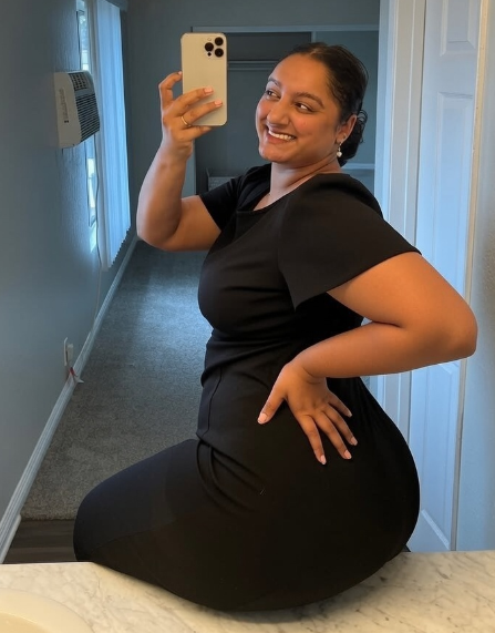 dimpalpimple's tweet photo. black 🖤
#Phat #bigbooty #mommy https://t.co/SwVBsGEpMG