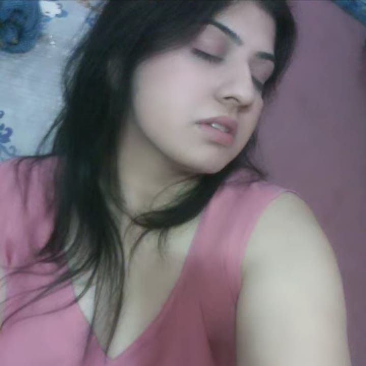 Farahkhanmeo's tweet photo. عورت کی چھاتی وہ نیم دائرہ ہے جس پر ہر شریف مرد اپنی عقل کا توازن کھو بیٹھتا ہے
Good evening https://t.co/aHaepRwDhW