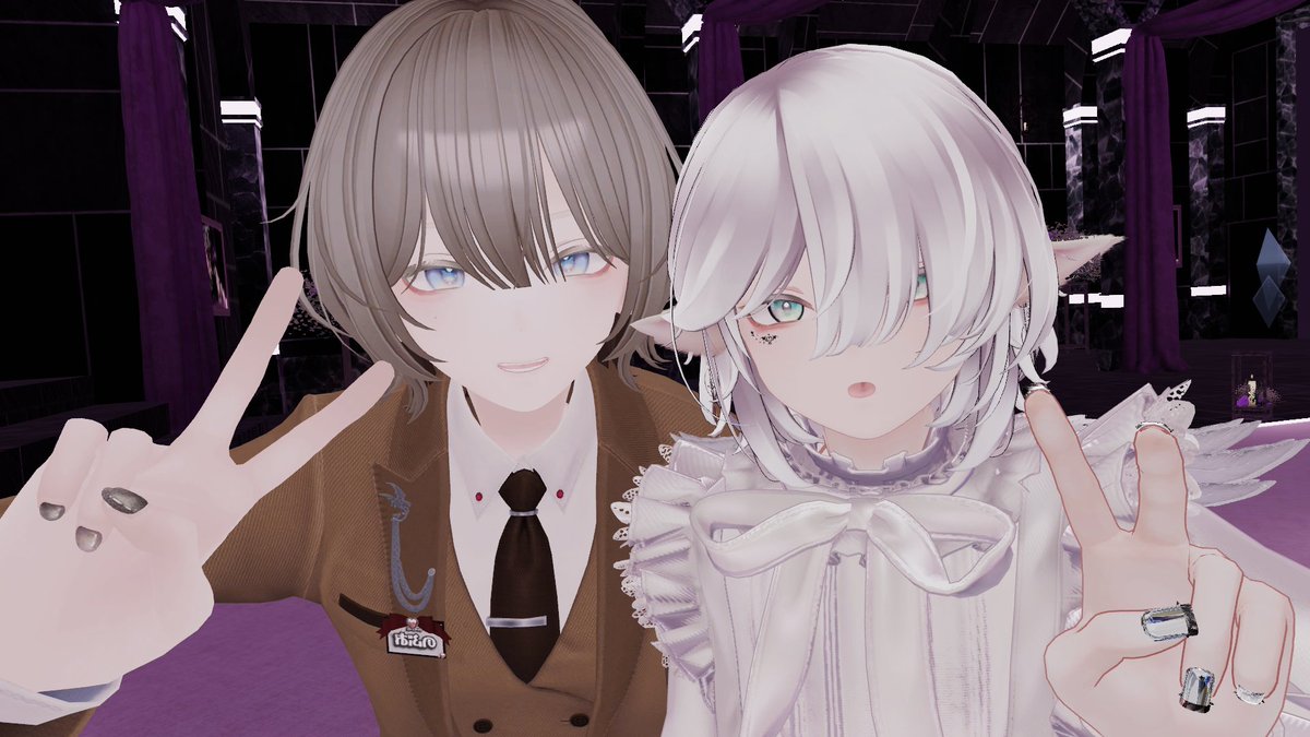 lololo_0o0's tweet photo. とっても素敵でお喋り上手な方ばかりで楽しかった～！！❣️
#VRC_MEL_LOW https://t.co/BAe8QPGLGS