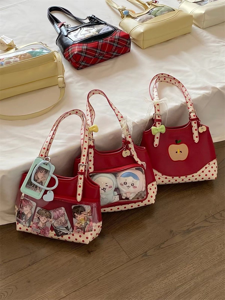 fairyytalelifee's tweet photo. [Help 🩷/RT]

🍥 PRE-ORDER CUTE BAGS 🍥

suitable for daily use &amp; concert bag 

✅ bersih ch
🔗 grup order &amp; catalogue link on bio
🚢 eta ina 3-4 weeks after wh ch
📁dm for order <3
📍Depok, Jawa Barat

t. taobao finds ina grup order pre order china https://t.co/58DFVuWM7q