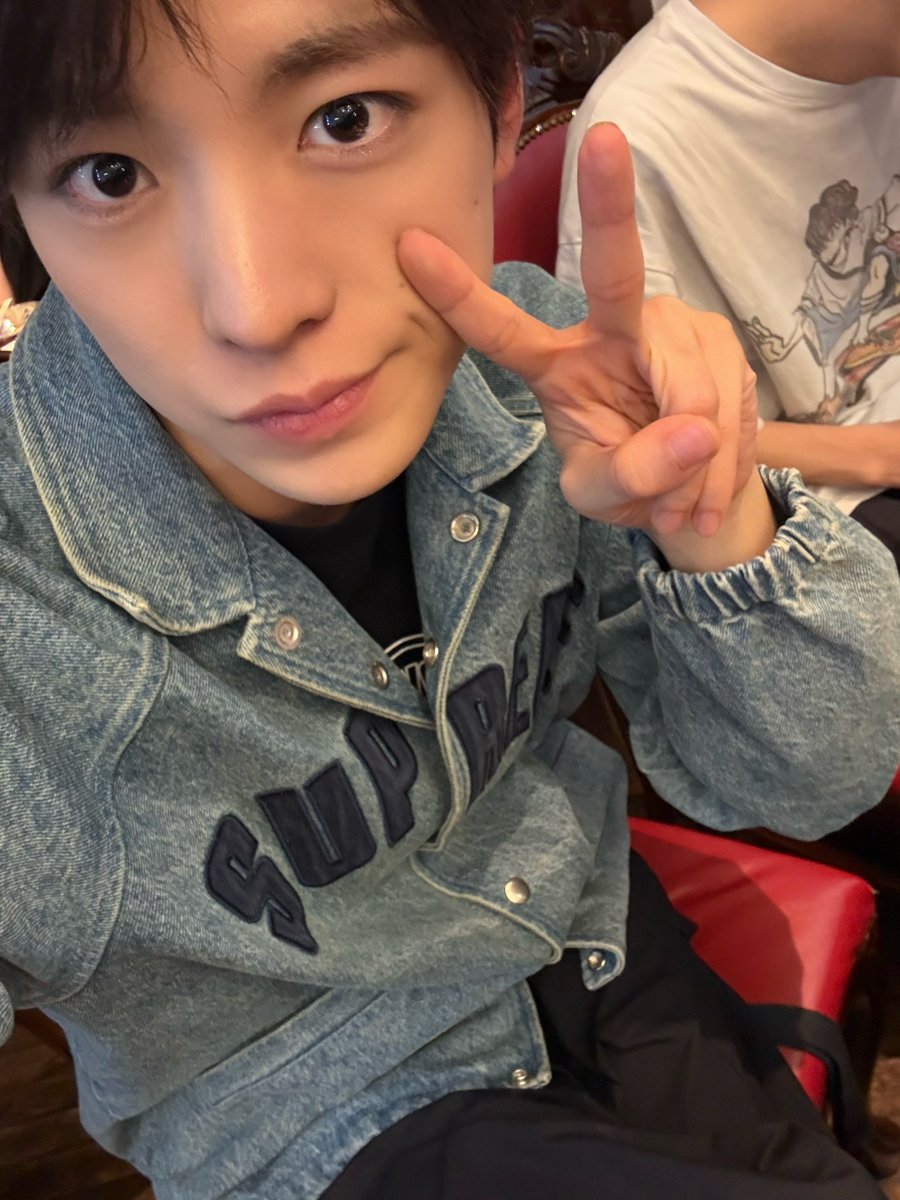 료치 tweet media