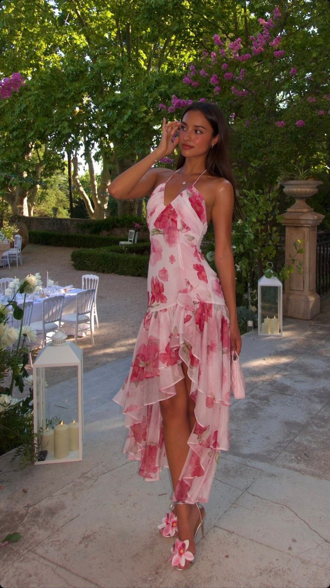 classyladylife's tweet photo. summer dresses.✨ https://t.co/0Qzi1w9ngc