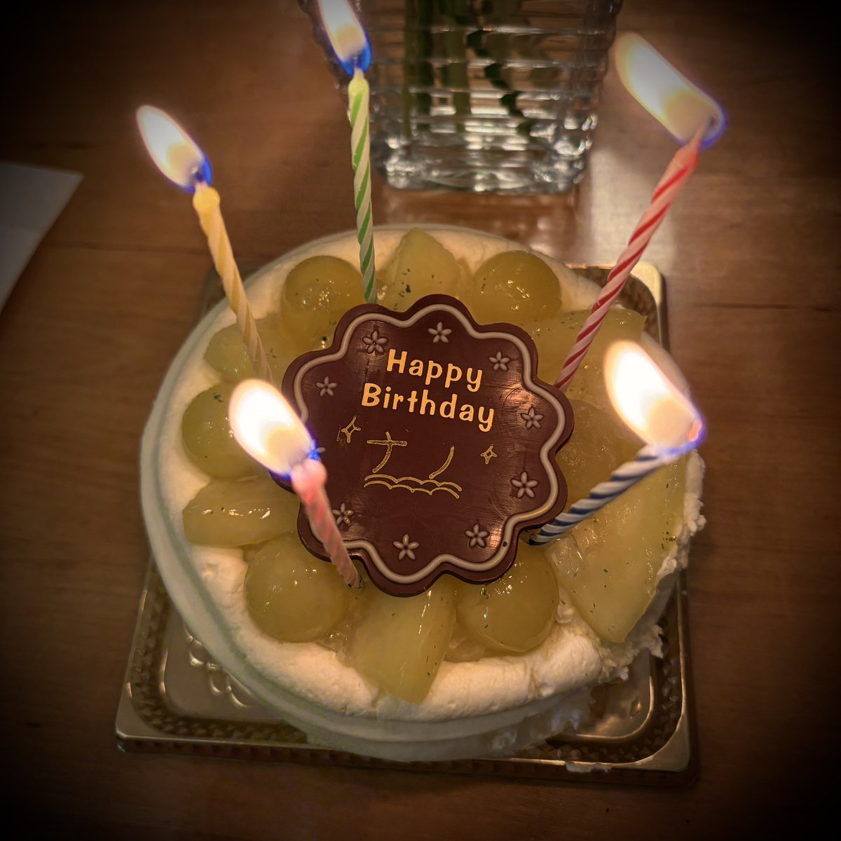 nanonano_me's tweet photo. 改めて、お祝いのメッセージありがとう！
Thank you for all the birthday wishes!

生配信も久しぶりにできて楽しかった
And for joining the live stream

来年は15周年だ。
最高の15周年を約束する。
Rock on. https://t.co/mcLfcL6ezF