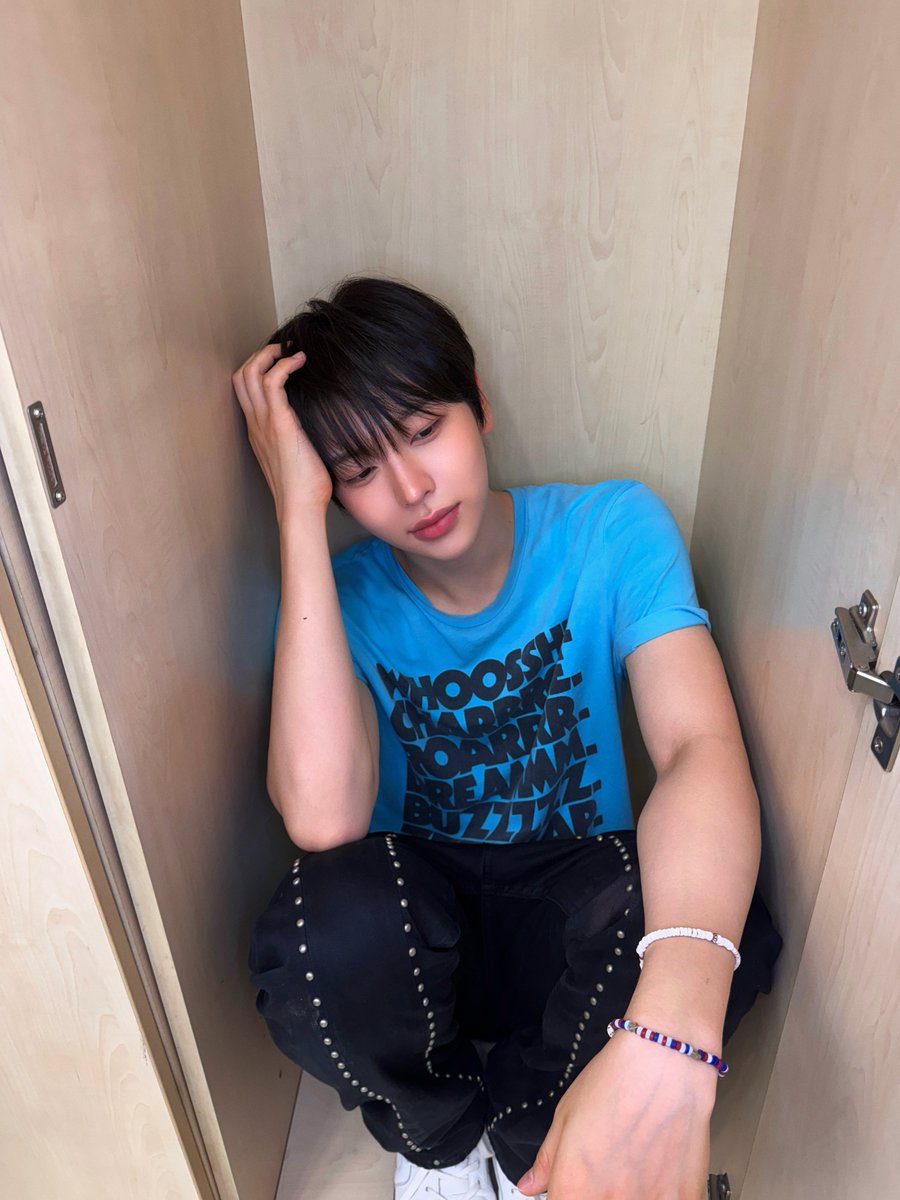 IDID_starship's tweet photo. [🌠] #추유찬_DID
Attent!on 막방…! 
아이딧과 위딧에게 힘이 많이 생겼다는 걸 깨닫게 된 활동이었어 지금 분위기 그대로 쭉쭉 올라가자 알겠지? 🫠🫠

조심히 들어가 다음에 만날 날만 기다릴게

#IDID #아이딧 
#CHUYOOCHAN #추유찬 https://t.co/Xyia4d6Exx