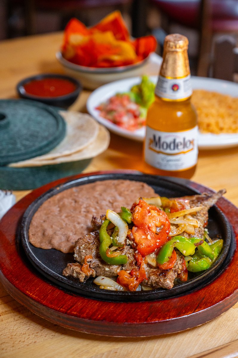 losbarriosmex's tweet photo. Your favorites are just a few clicks away. Order online for pickup and enjoy wherever you're celebrating. 🎉

🔗 in bio. https://t.co/U2LCJxEUJA
