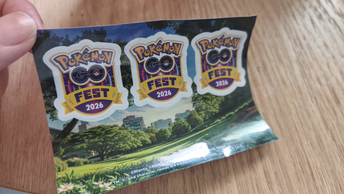 a774san's tweet photo. ポケモンGOフェスグローバル1日目の成果！！
フレンドさんと交換しながらお話できて嬉しい〜！！そして京セラドーム背景のユニフォームピカチュウいただけて嬉しい〜！！！他にも沢山ありがとうございます！！！
アンバサダーさんからシールもいただけて嬉しい〜！！！
色違いも大量で嬉しい〜！！！ https://t.co/67ltjuH49V
